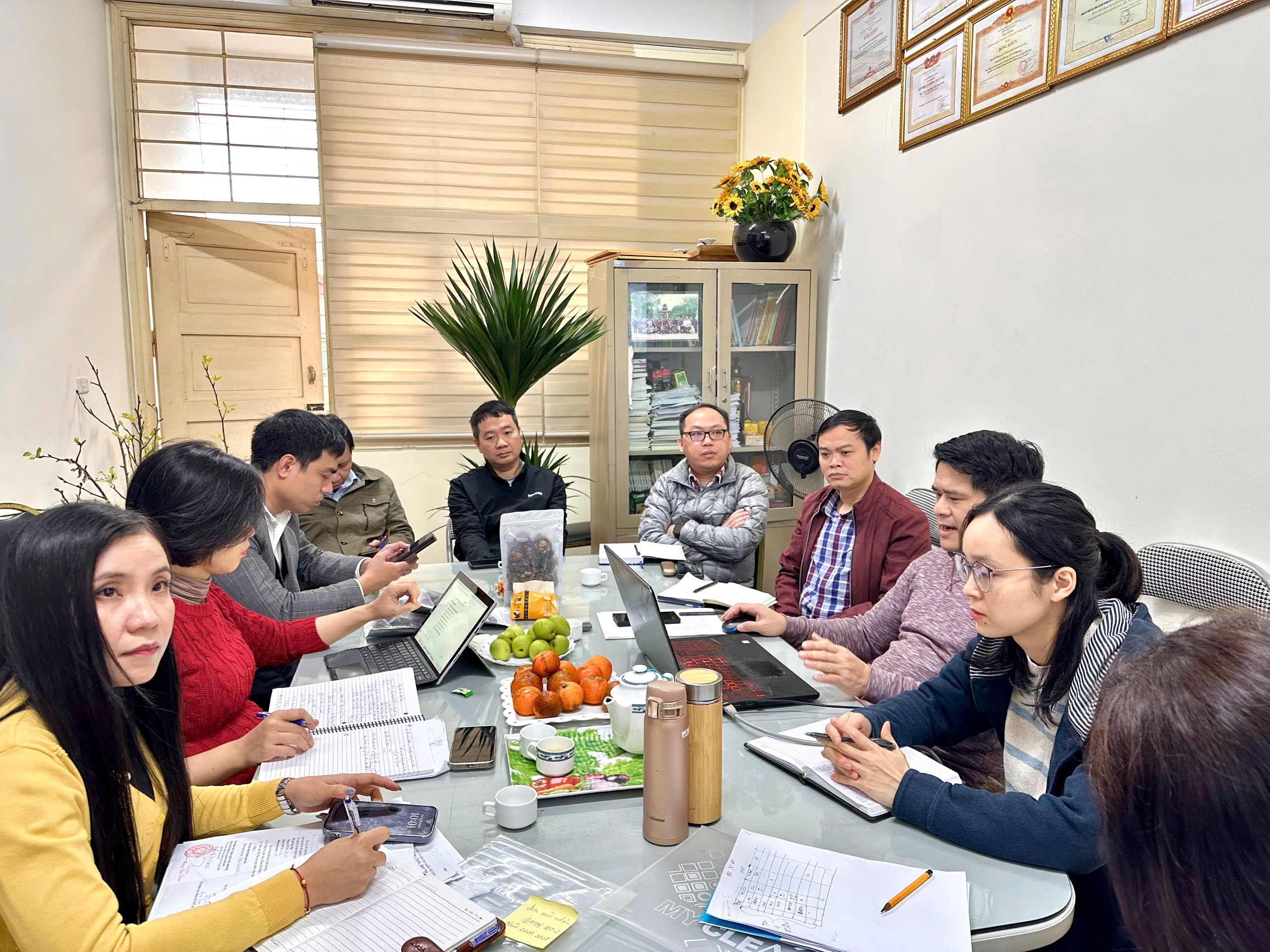 Bộ môn Sau đại học Kỹ thuật Cơ sở hạ tầng thực hiện việc rà soát chương trình đào tạo Thạc sĩ và Tiến sĩ năm 2025